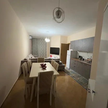 Ermira Appartaments Apartamento